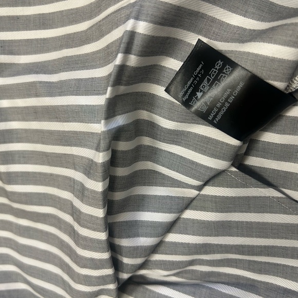 MO&Co M NWT cotton zippered blouse/shirt ultra lux! Fits slightly smaller than M - Picture 9 of 13